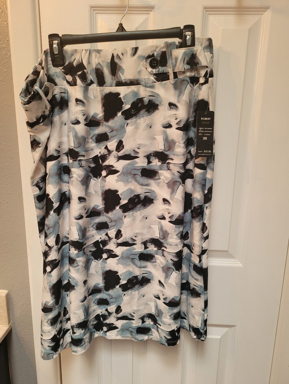 Robert Louis Women's Plus Seafoam/Black Skirt Sz 3X